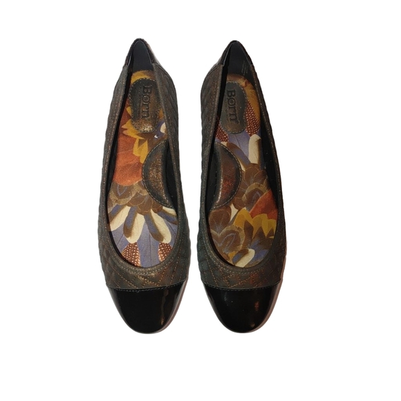 BORN Riley Flats Size 9 - Picture 1 of 5